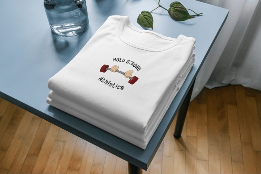 Hold Strong - Basic T-Shirt